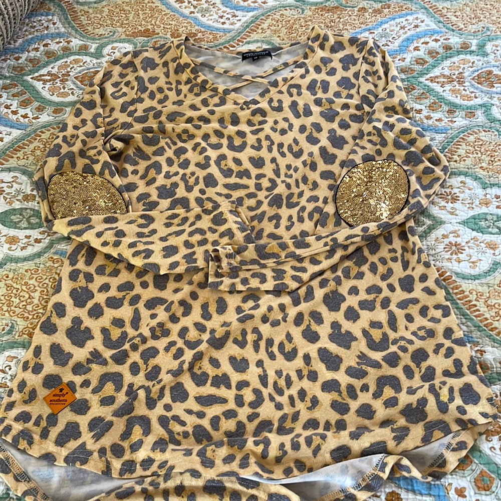 Leopard Print Tunic Style Top